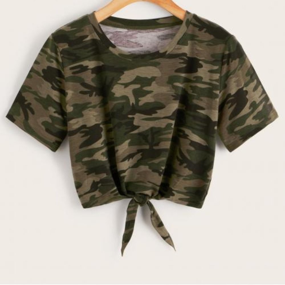 Camo Crop With Knot